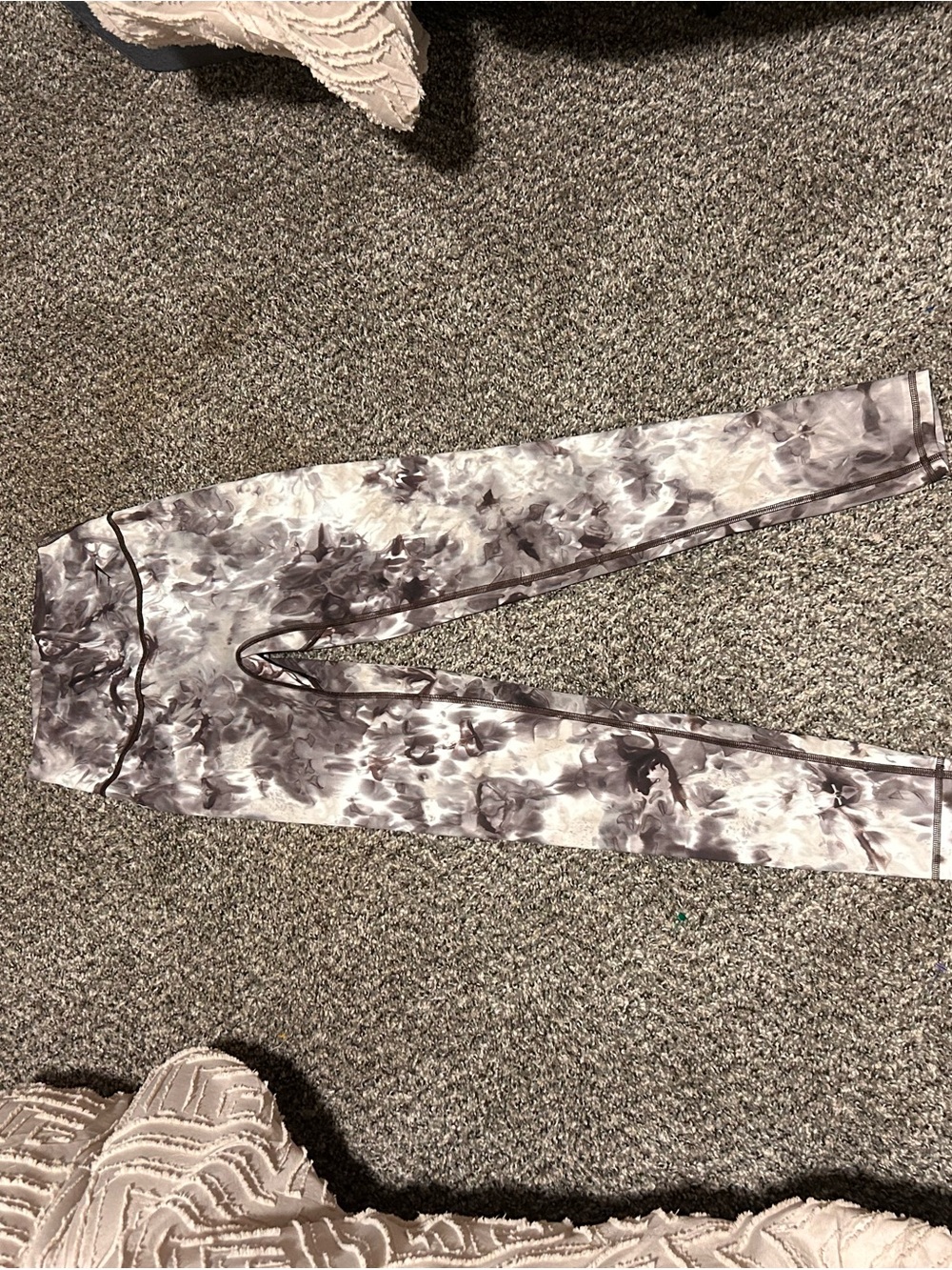Gymshark Marble-Print Gray & White High-Waist Jeggings